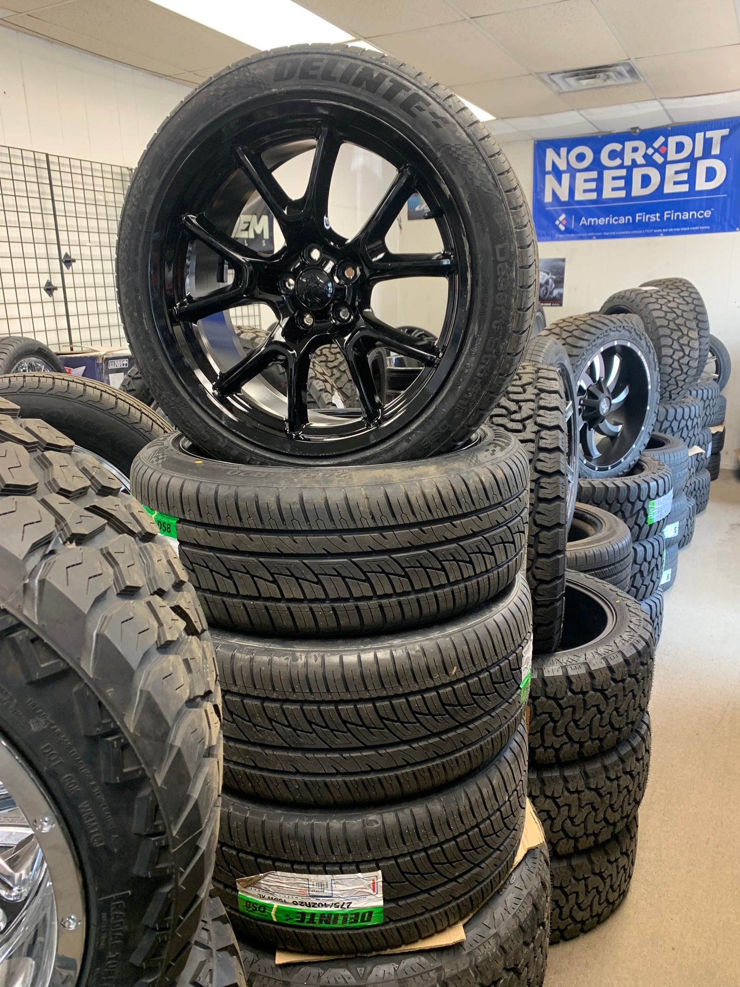 20" Black Charger/Challenger SRT Wheels with Staggered Tires 245/45/20 Front and 275/40/20 Rear