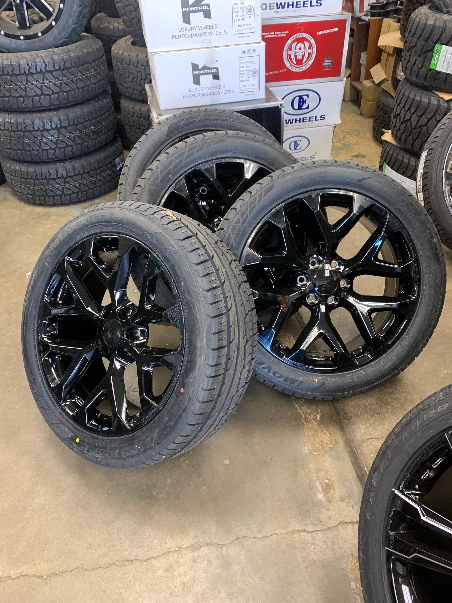 Chevy 6 Lug 24" Black Snowflake with 295/35/24 Delinte Tires