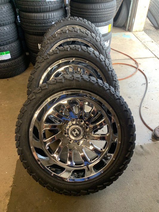 Hardcore Off-road 22" Chrome Ford F-250/350 With 33/1250/22 AT AMP